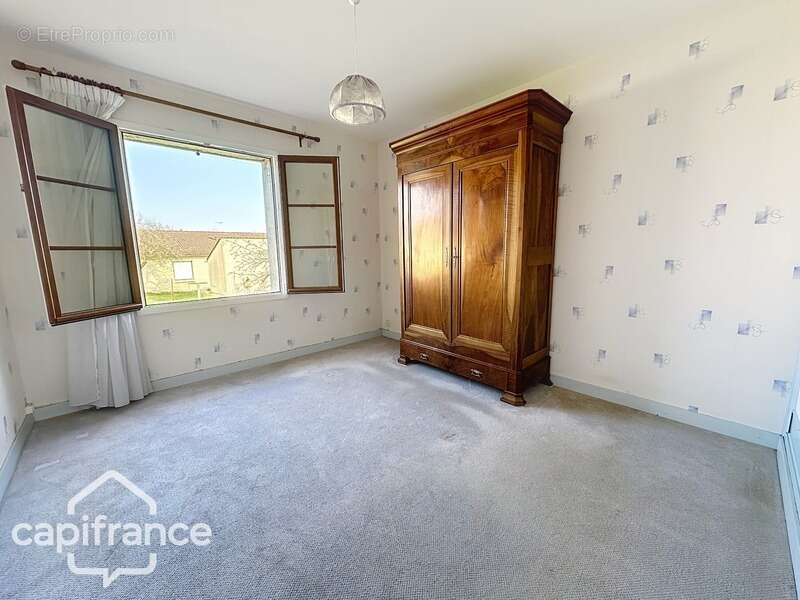 Maison sur sous-sol avec accès de plain-pied – Proche commodités - THOUARS (79) - photo 8