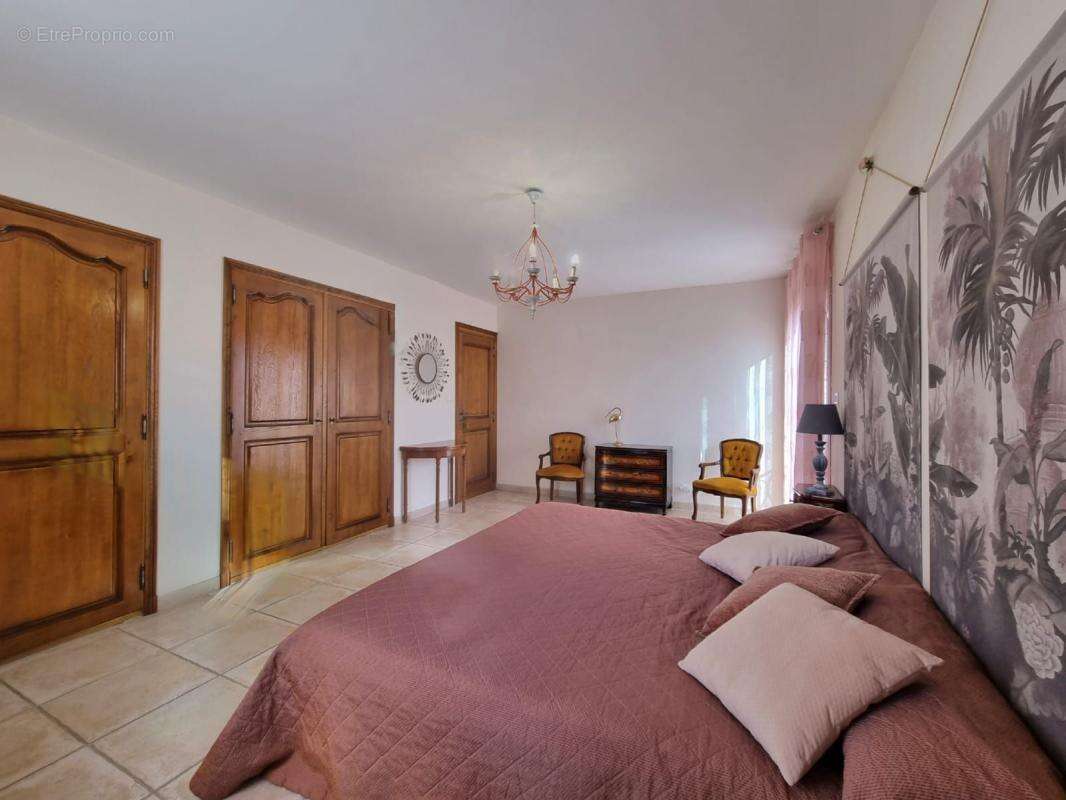 Maison à BOISSET-ET-GAUJAC