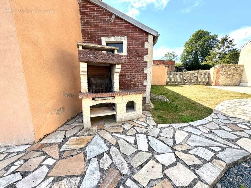  LES OUBEAUX (14230) – Domaine de charme avec chambres d’hôtes, roulotte et plus de 2,2 hectares - photo 11