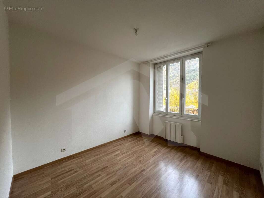 Maison à SAINT-REMY-DE-MAURIENNE