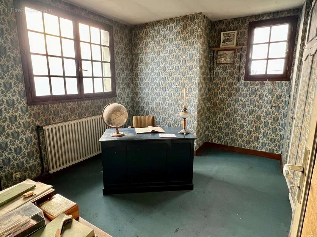 Maison à COMBS-LA-VILLE