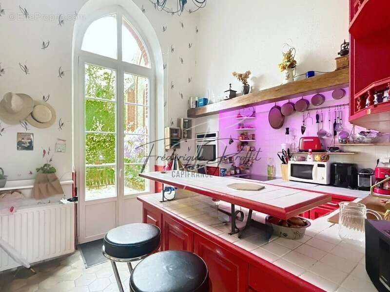 Maison à SAINT-REMY-EN-L&#039;EAU