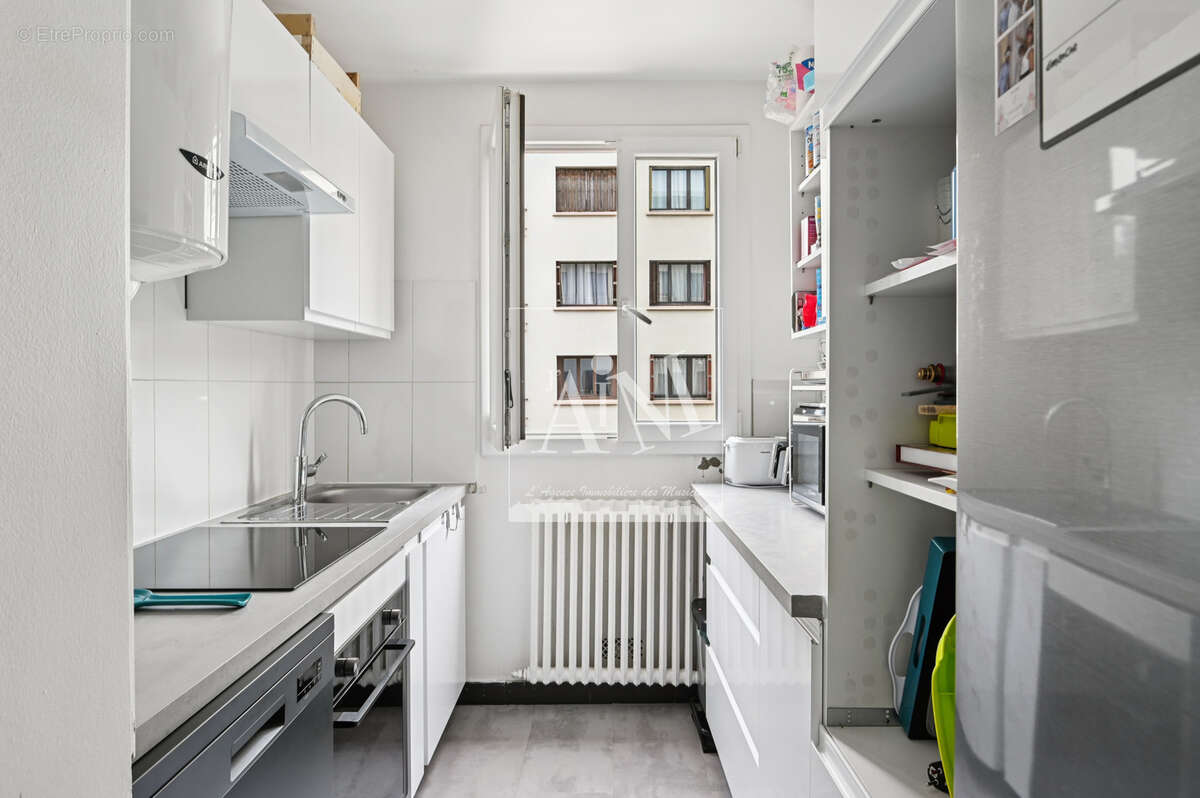 Appartement à NANTERRE