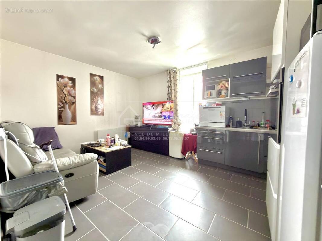 Appartement à MILLY-LA-FORET