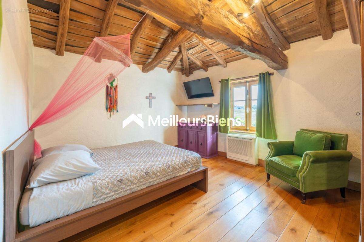 Maison bressane 327m² à Sulignat, terrain 4863m² - photo 19