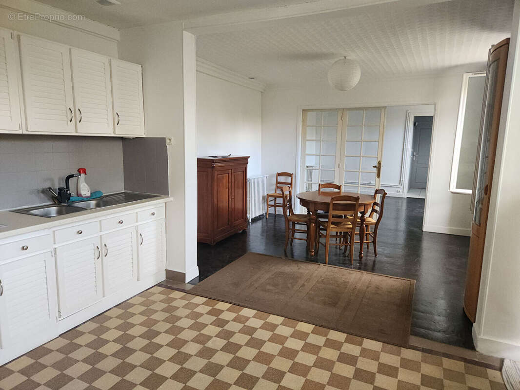 Maison à MONTGERON