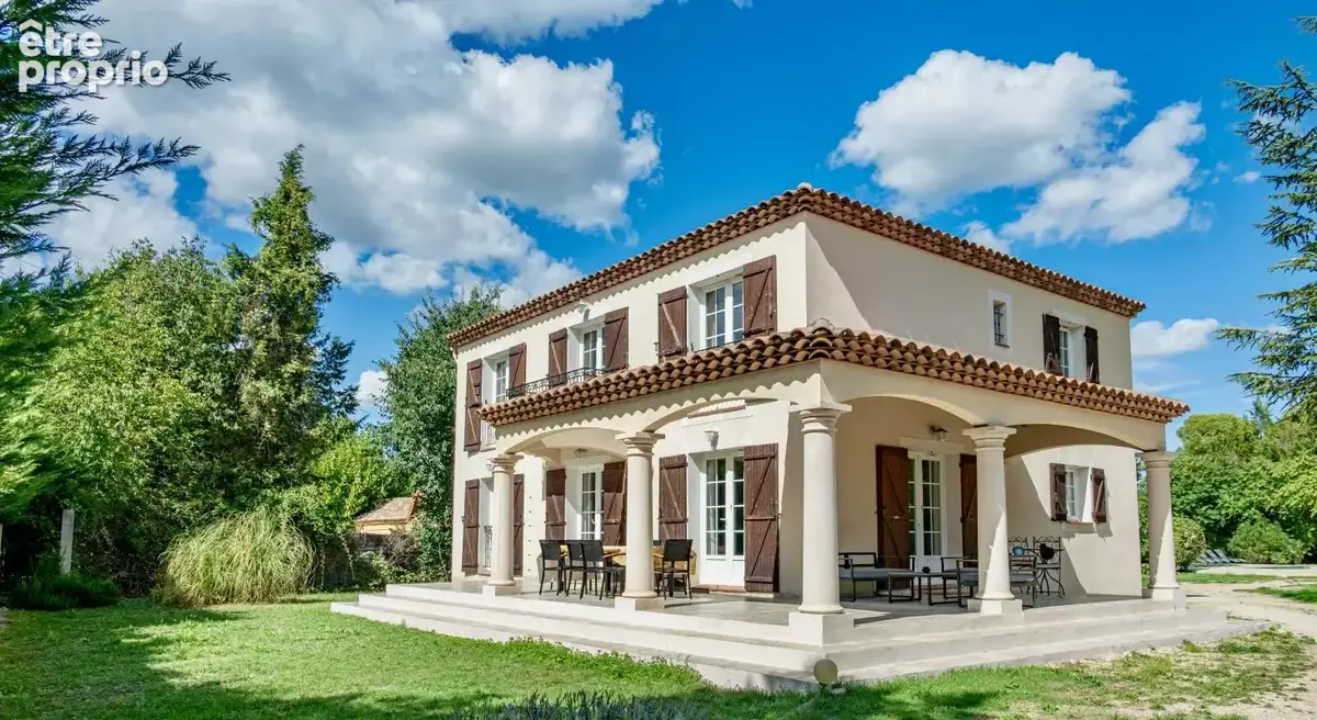 Maison 221 m² à Aix-En-Provence  - photo 2