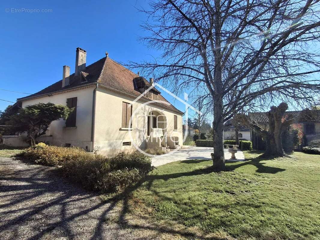 Maison à SAINT-GERMAIN-ET-MONS