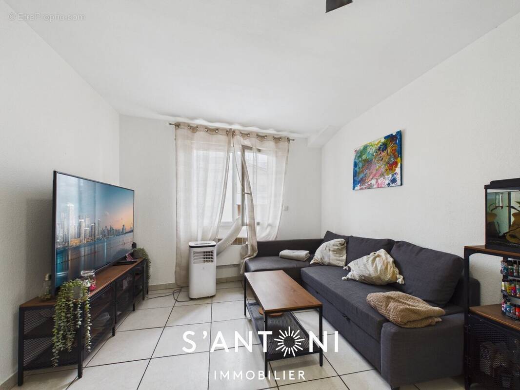 Appartement à BESSAN