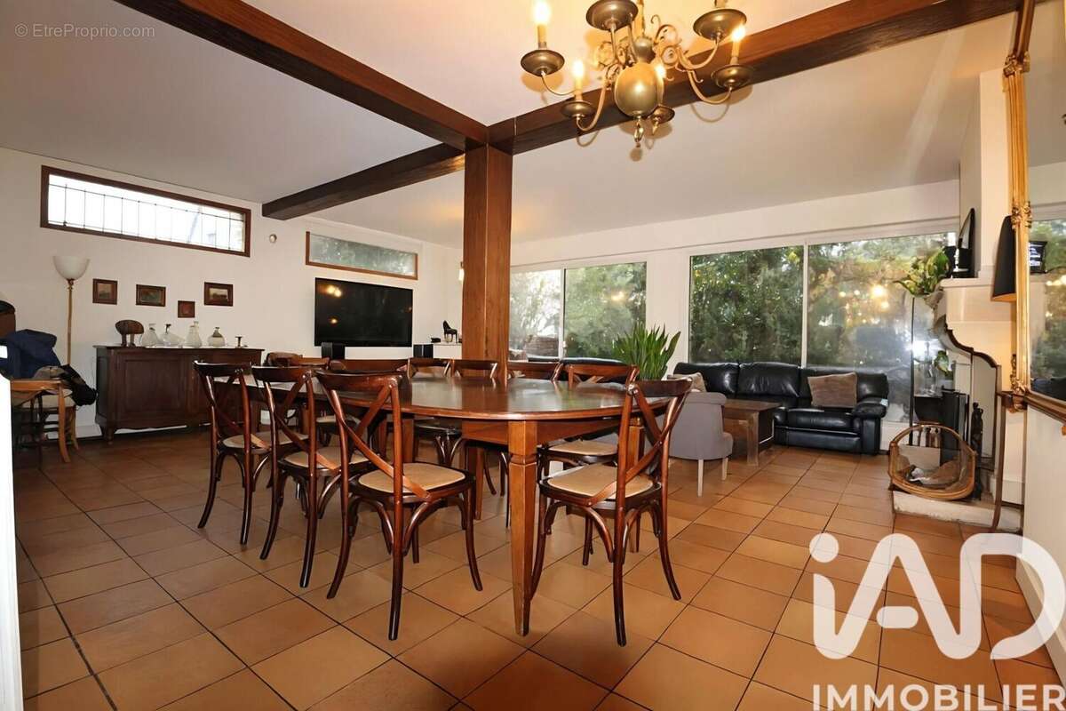 Photo 4 - Maison à VILLEJUIF