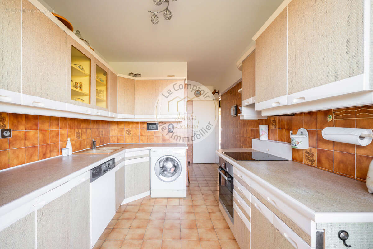 Appartement à MARSEILLE-9E