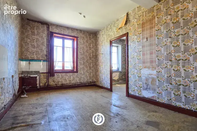 Exclusivité   grande maison de village de 200 m2 à rénover   fort potentiel - photo 29
