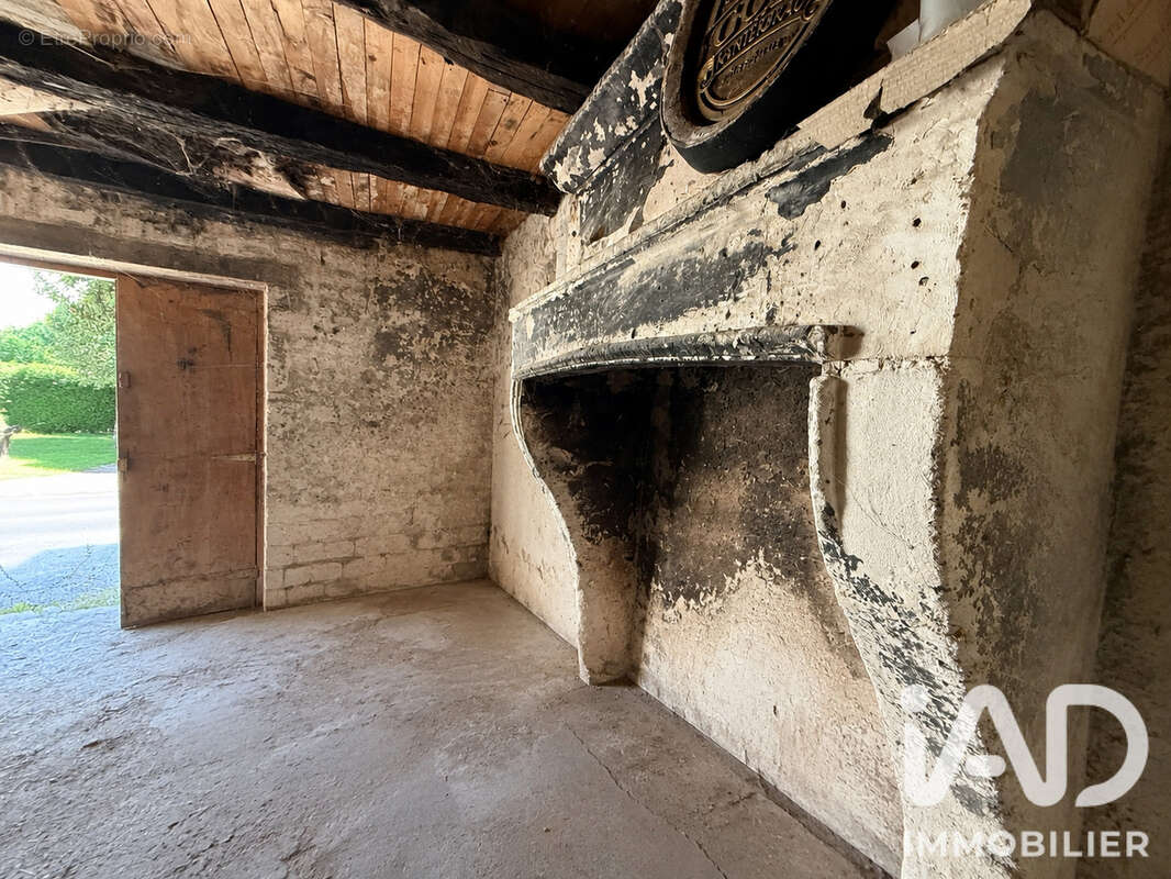 Maison 85 m² à Vars  - photo 2