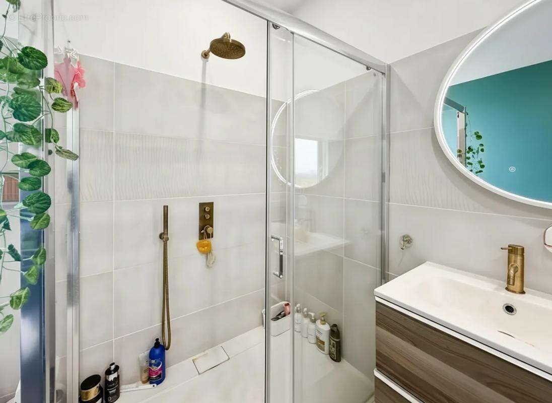 Maison de Maître 5 pièces 134 m² à Tronget avec Pré et Étables - photo 11