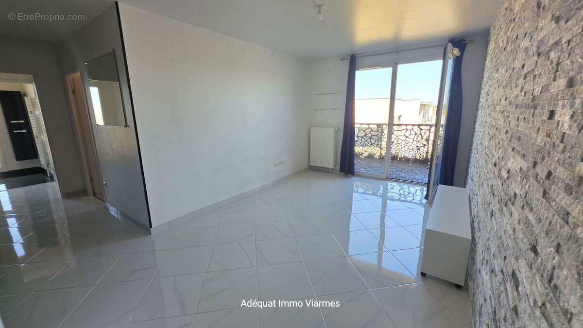 Appartement à ASNIERES-SUR-OISE