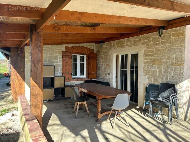 Maison à BLETTERANS