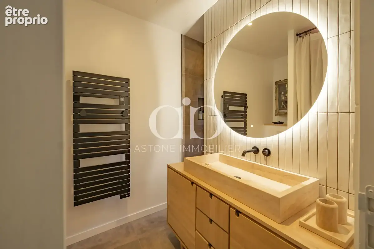 Maison de village en pierre de taille du XVIII siècle rénovée, avec piscine - photo 17