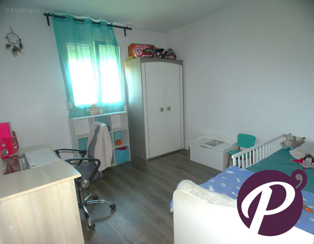 Maison 130 m² à Cours-De-Pile  - photo 7
