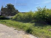 Terrain à VAISON-LA-ROMAINE