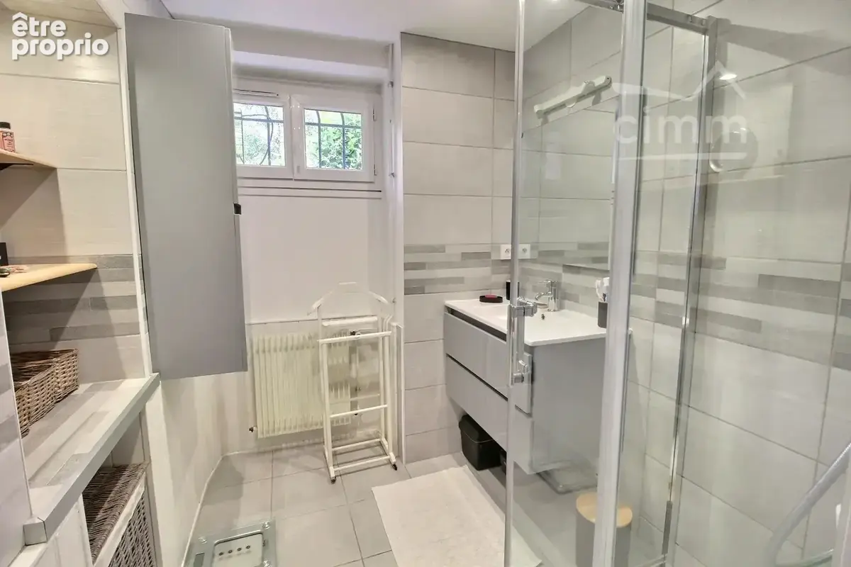 Maison familiale 4 chambres avec jardin et dépendances - photo 7