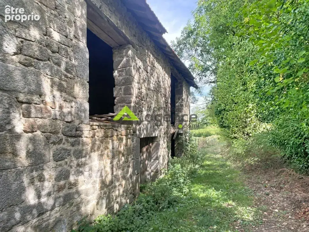Grange en pierre 65 m2 - 727 m2 de terrain   Moutier-Rozeill - photo 6