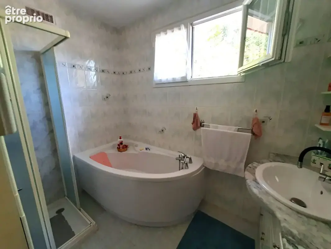 Maison 6 pièces 128 m² à vendre à Valmont (76540) - photo 8