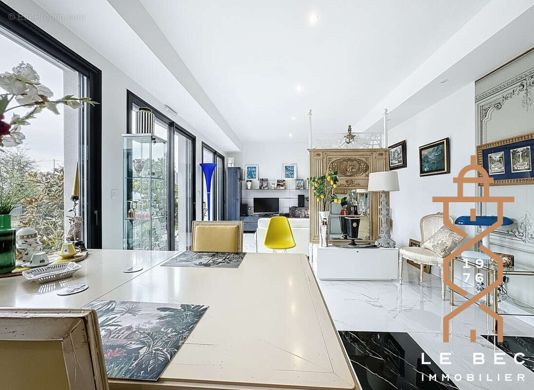 Maison à PLOUHARNEL