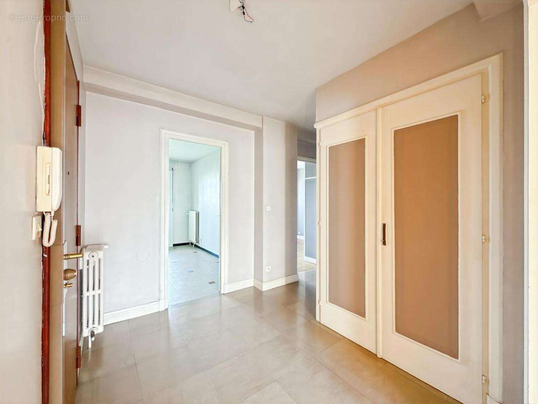 Appartement à VILLEURBANNE