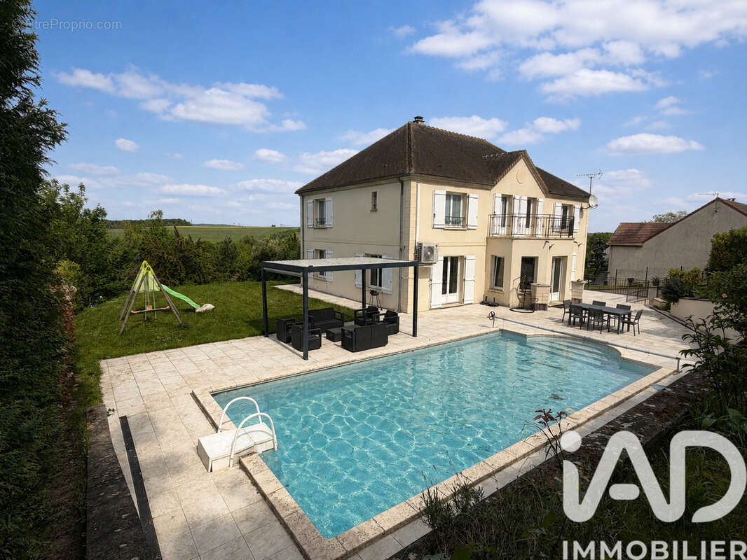 Photo 2 - Maison à MEZY-SUR-SEINE
