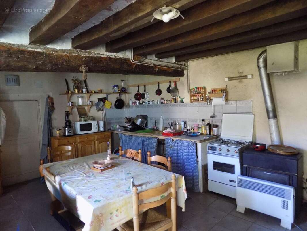 Maison 99 m² à Dun-Le-Poelier  - photo 3