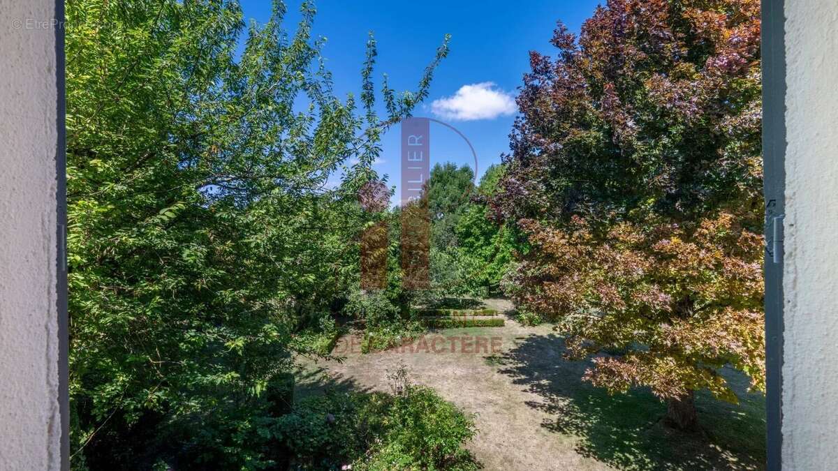 Maison à FONTAINEBLEAU