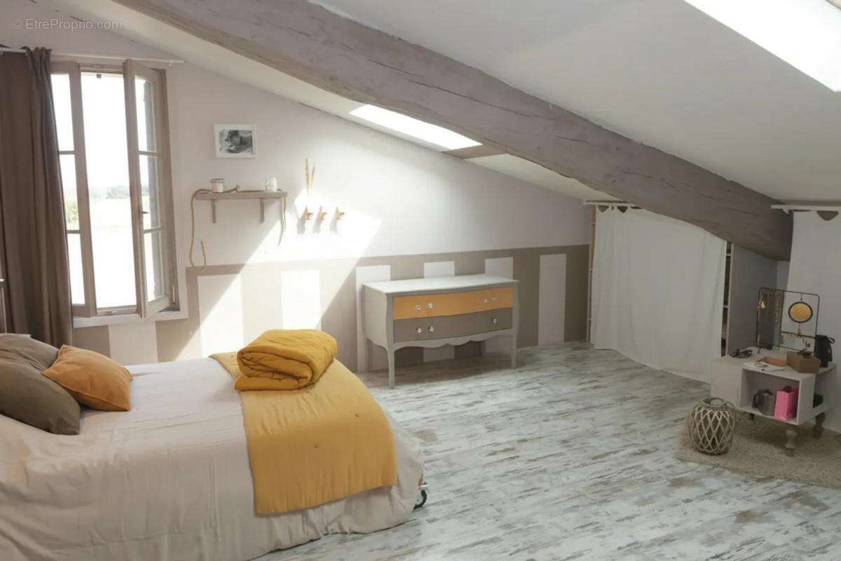 Maison à SAUVETERRE-DE-GUYENNE