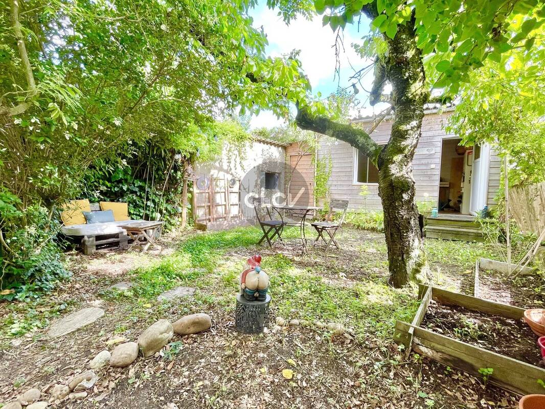 T3 Rez de Jardin Point du Jour 69005 LYON - photo 4