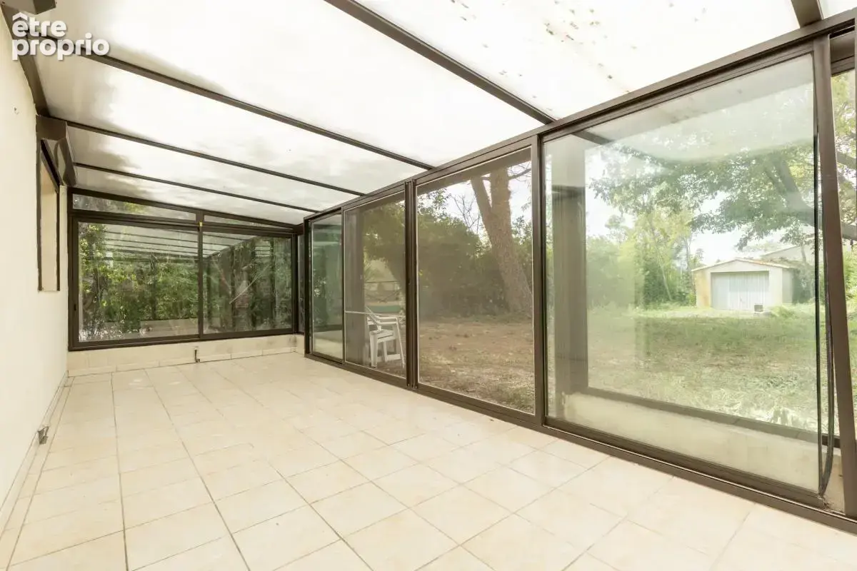 Maison de 10 pièces de 171 m² à Arles - photo 18