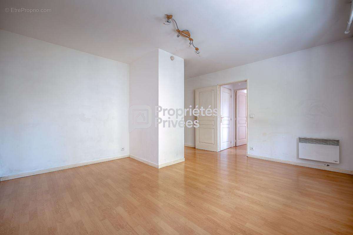 Appartement à VILLEMOMBLE
