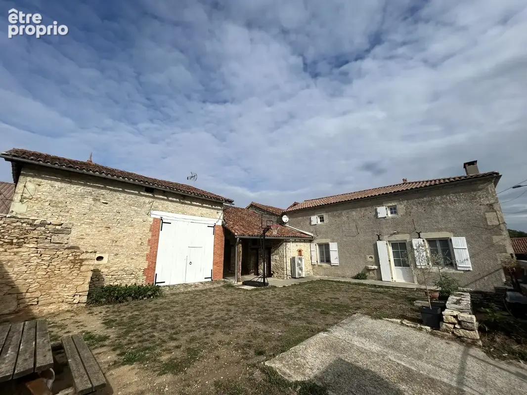 Maison à SAINT-LAURENT-DE-CERIS