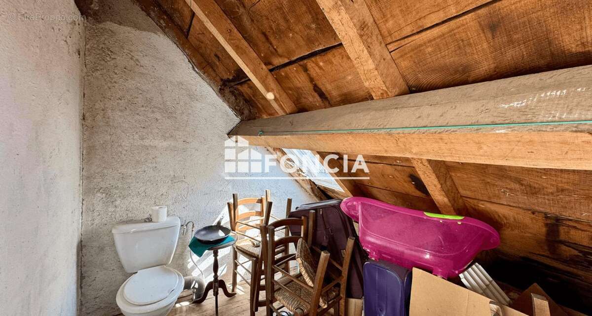 Maison à VILLEFRANCHE-DE-PANAT