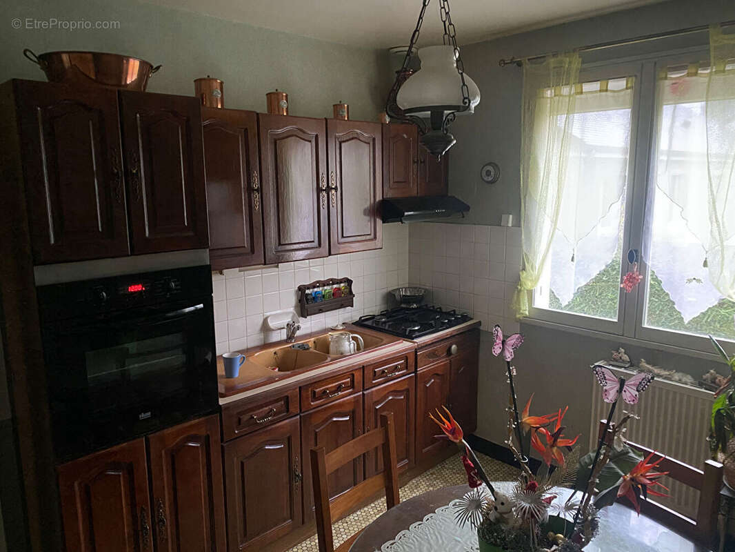 Maison à L'HUISSERIE