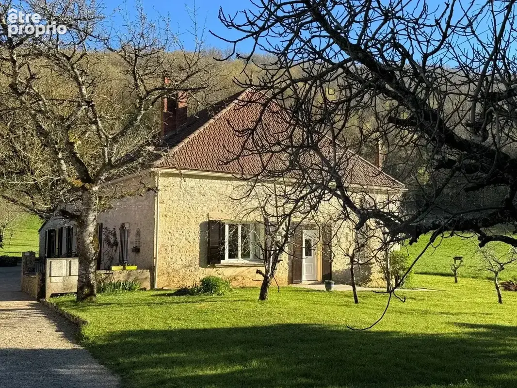 Belle propriété de campagne avec piscine sur 3.7 ha de terrain - photo 25