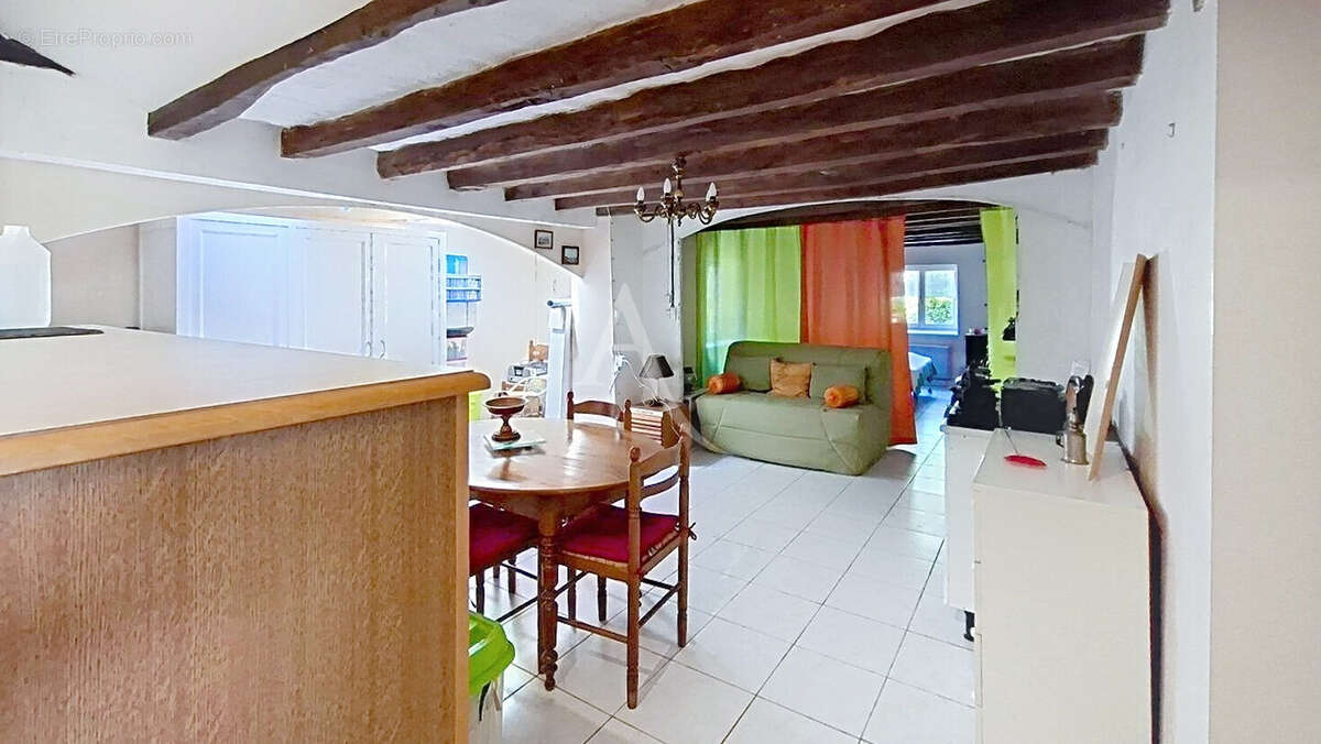 Maison Rives Du Loir En Anjou 6 pièce(s) 165 m2 - photo 12