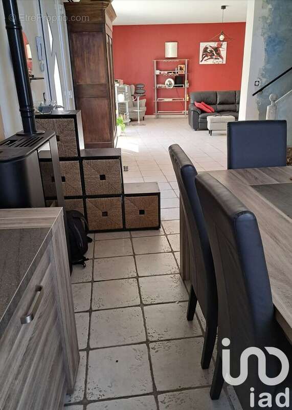 Photo 4 - Maison à SAINT-GENIES-DE-FONTEDIT