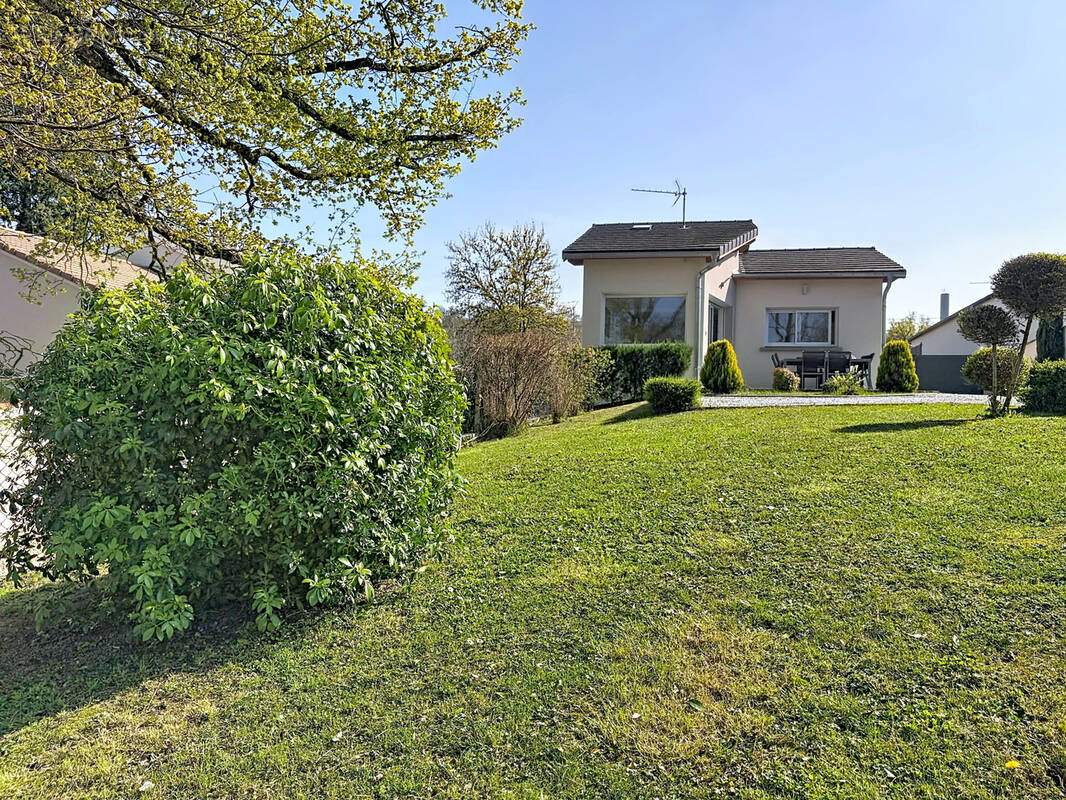 Maison à FRANCHEVILLE