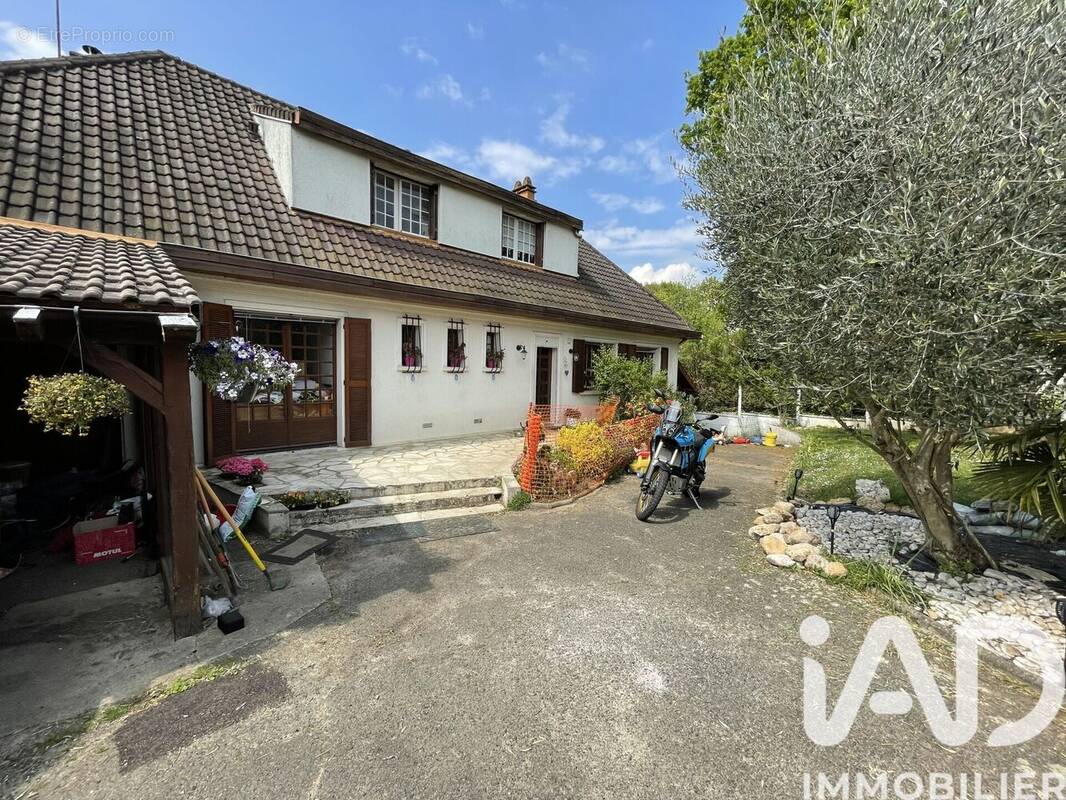 Photo 1 - Maison à VAUX-LE-PENIL