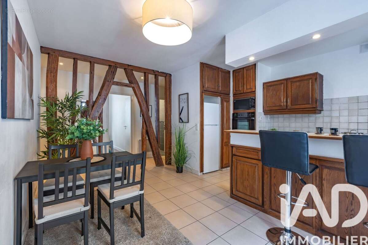 Photo 2 - Appartement à PARIS-18E