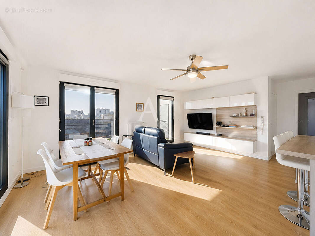 Appartement à COLOMBES