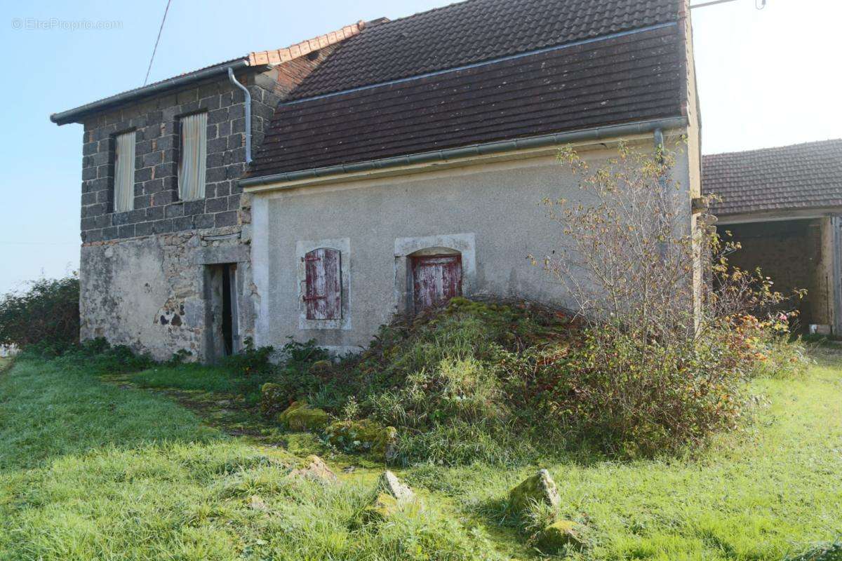 Maison à SAINT-DIDIER-SUR-ARROUX
