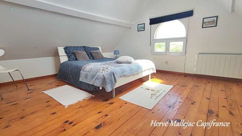 Maison à SAINT-PIERRE-EN-PORT