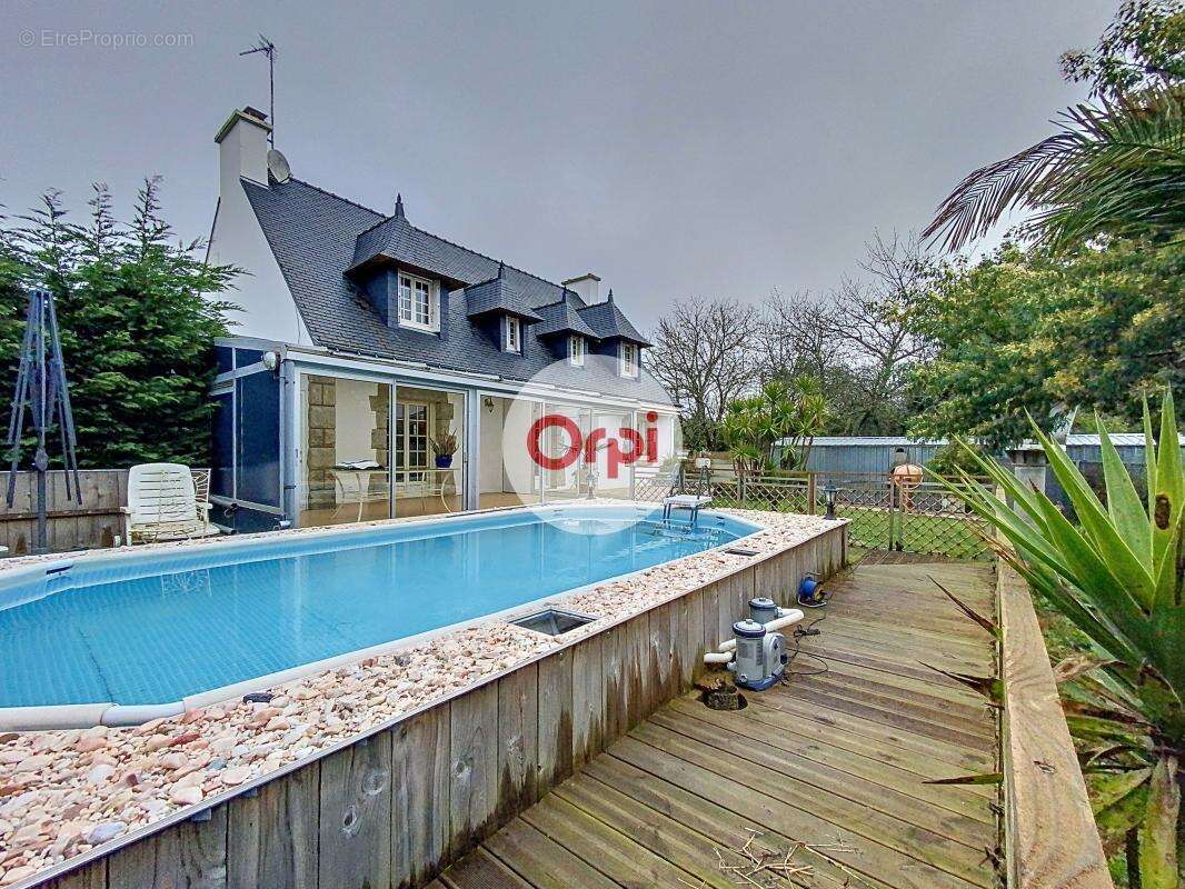Maison avec piscine & sous-sol – Proposée par Orpi Arzon - photo 2