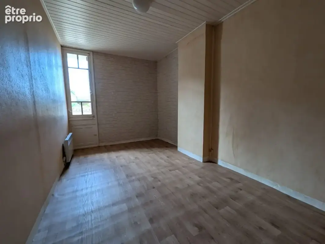 Maison de village en pierre au cœur du bourg - photo 9