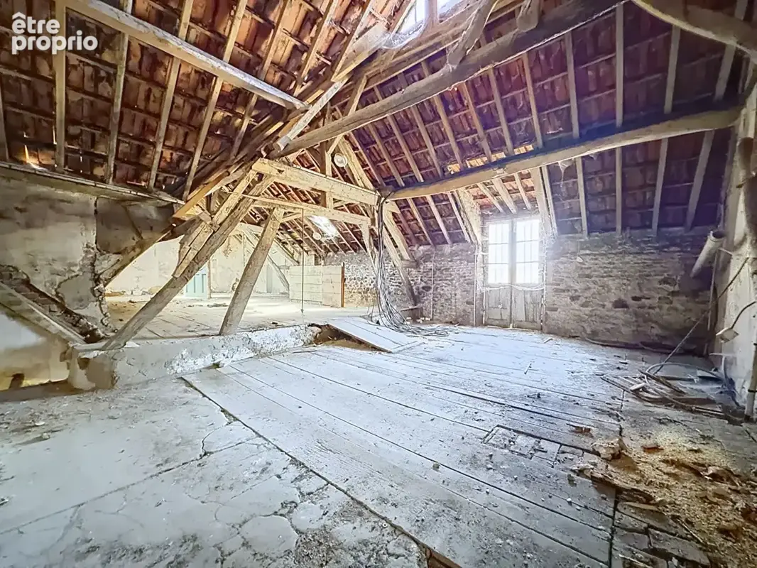 Maison de caractère à rénover intégralement ? berchere les pierres - photo 7